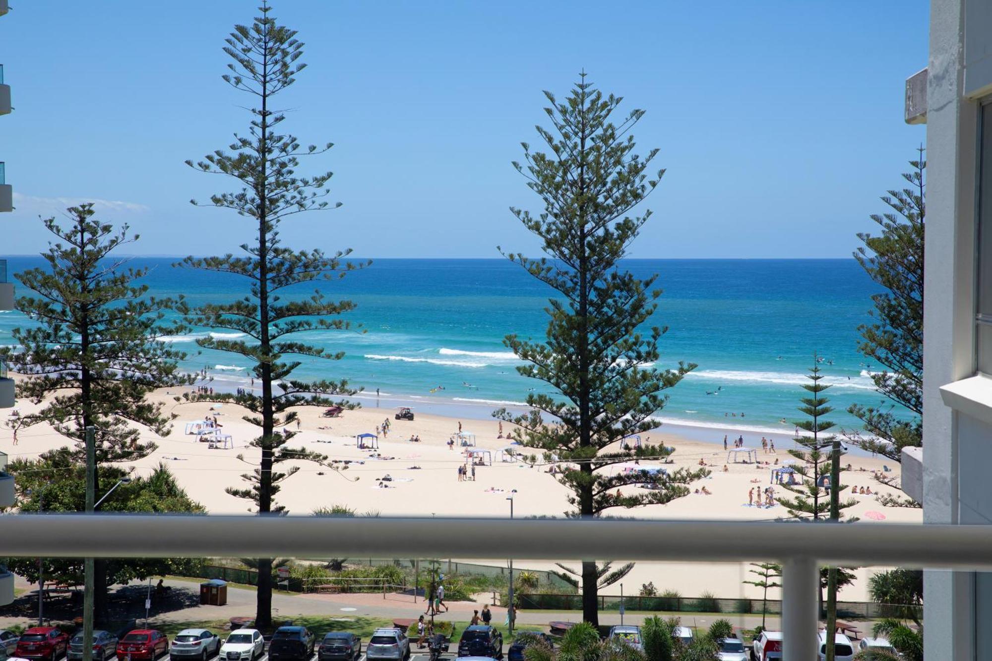 Burleigh Beach Tower Гоулд Коуст Екстериор снимка