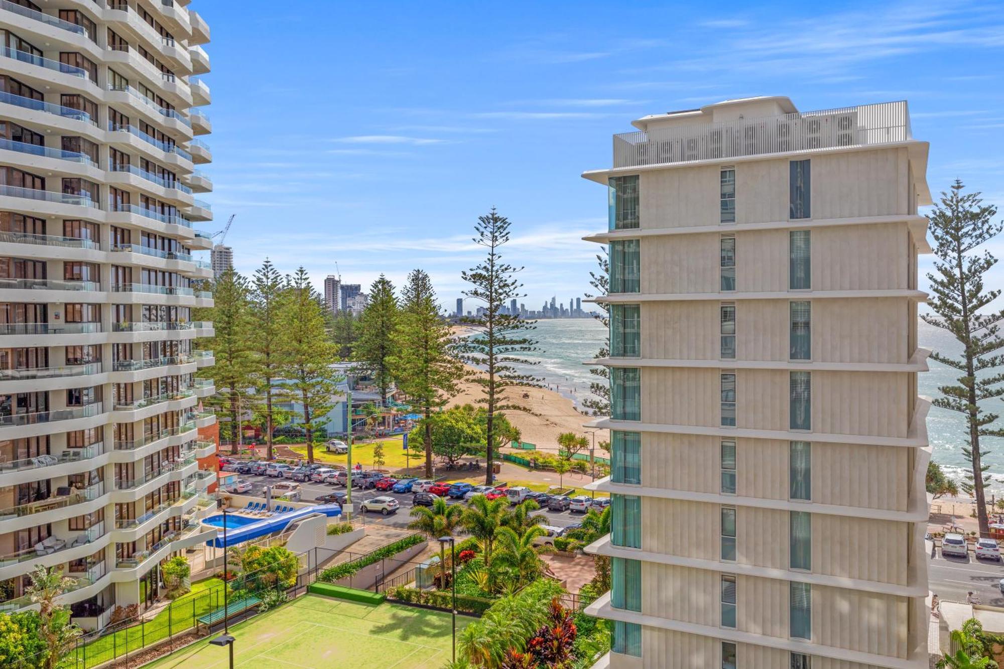 Burleigh Beach Tower Гоулд Коуст Екстериор снимка